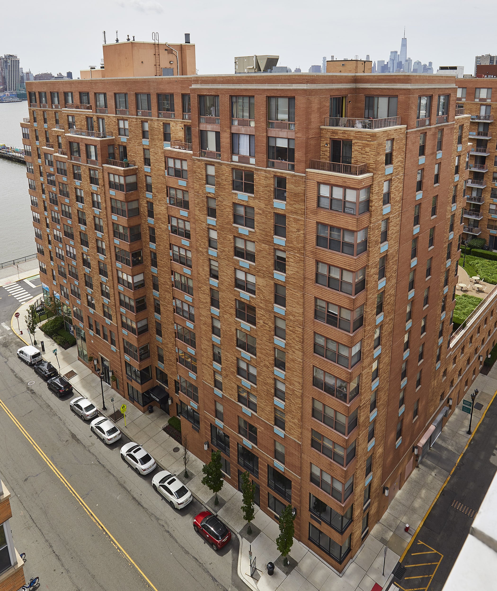 Hoboken South Waterfront - Apartments in Hoboken, NJ