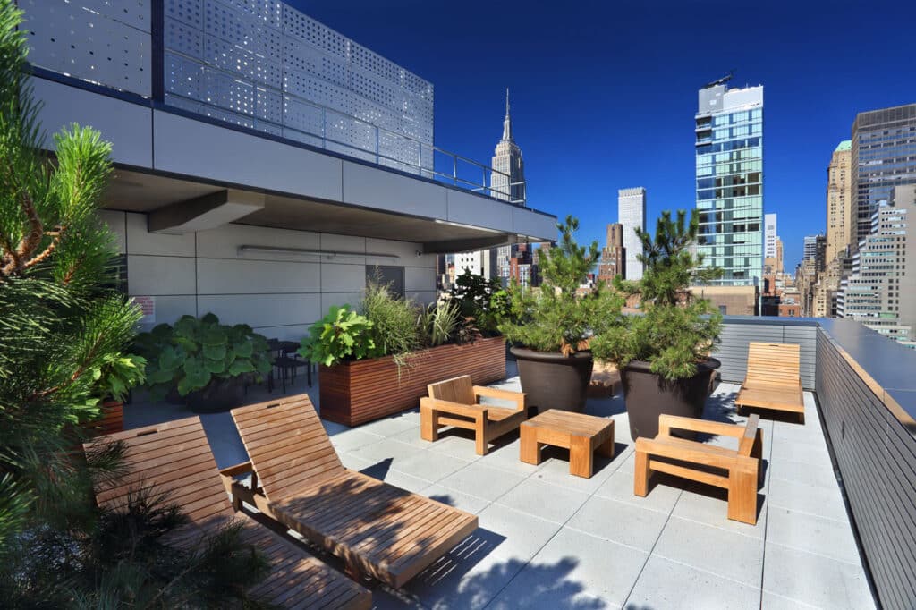 The Frontier Luxury Murray Hill Apartments